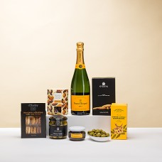 Veuve Clicquot con snack dolci e salati