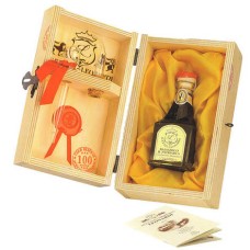 Stravecchio - balsamic vinegar Gran Riserva di Famiglia Leonardi (100 ml bottle and its box - 40 years old)