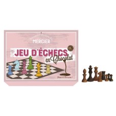 Set di scacchi al cioccolato