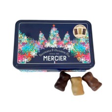 Scatola di latta a forma di orsetto di peluche con marshmallow Mercier, disponibile in 3 colori assortiti.