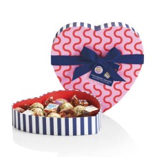 Confezione regalo Venchi a forma di cuore con cioccolatini assortiti