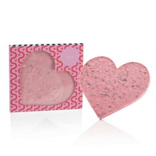 Cuore di Venchi in cioccolato bianco con croccanti pezzetti di mandorle tostate e lampone