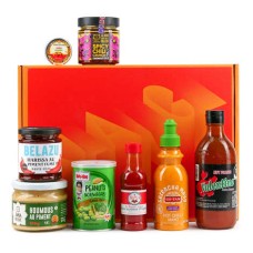 La scatola delle spezie piccanti - Assortimento di prodotti piccanti
