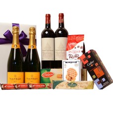 Champagne e vino francesi paradisiaci con prelibatezze belghe