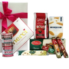 Pacchetto Candy Grazie Con Biscotti, Palline Di Cioccolato E Torrone