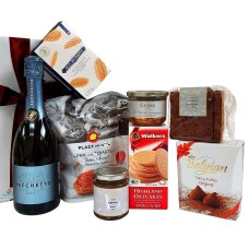 Prosecco e tapas in regalo con prodotti salati e dolci