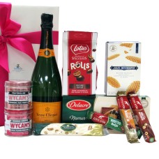 Confezione regalo Veuve Clicquot e caramelle belghe