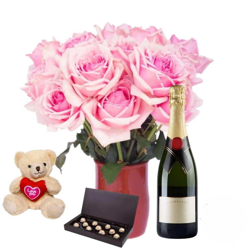 Bouquet di rose rosa con cioccolatini, orsacchiotto e vino rosso (Raffinato)