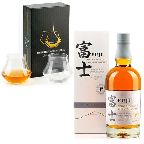Whisky giapponese Fuji Single Blended e i suoi 2 bicchieri da degustazione