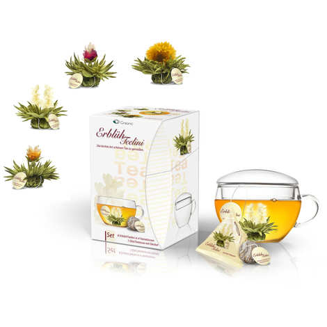 Scatola regalo di fiori di tè bianco "Abloom Tealini" e la sua tazza