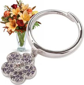Anello con ciondolo a forma di fiore Thun + fiori (composizione classica)